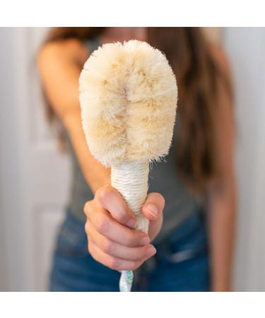 GranNaturals Dry Skin and Body Sisal Brush | Natural Fibers for Blood Circulation, Exfoliation, and Cellulite Reduction - Buy Online on GoSupps.com