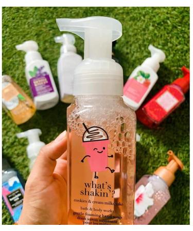 White Barn Candle Company Foaming Hand Soap w/Essential Oils - Merry Cookie - 8.75 fl oz - Winter 2020 - Best International Shipping - Buy Online on GoSupps.com