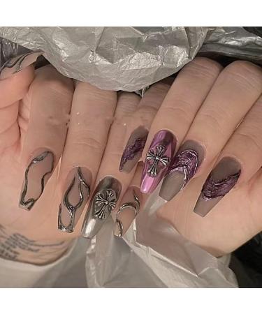 Temperament-enhancing nail art finished product: new armor-wearing explosions versatile and white detachable and wearable in Europe and America.(S)