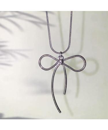 Oralgos Elegant Fashion Necklace - Stylish Snake Bone Choker with Loop Trailer for a Cool Collarbone Look - International Shipping - Buy Online on GoSupps.com