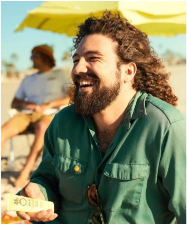 Sun Bum Original Glow Sunscreen SPF 30 Bright Daily Sunscreen Broad Spectrum UVA/UVB Protection 60 ml - Buy Online on GoSupps.com