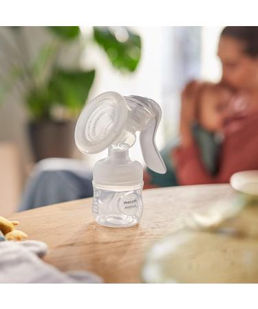 Philips Avent Manual Breast Pump Gift Set - Single Breast Pump 260ml and 125ml Baby Bottles BPA Free 4 Disposable Breast Pads (Model SCD430/60) Model 2 (SCD430/60) - Buy Online on GoSupps.com