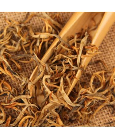 HELLOYOUNG Th Pu'er de printemps Dianhong bourgeon unique biologique du Yunnan chinois Fabriqu traditionnellement la main aliment vert avec une saveur intense Th pu-erh Pu'er Tea (100g) - Buy Online on GoSupps.com