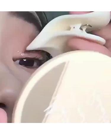 Shop False Eyelash Applicator | Lash Clip Tool for Perfect Eye Makeup | International Shipping Available - Buy Online on GoSupps.com