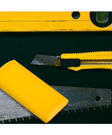 Beavorty Mini Razor with Disposal Case | Safe Blade Storage for Nurses | Compact Plastic Container for Waste - Buy Online on GoSupps.com