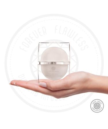 Forever Flawless HYDRA-AM Anti-Wrinkle Daily Moisturizer Cream | White Diamond Hydration for a Flawless Look - Shop Internationally - Buy Online on GoSupps.com