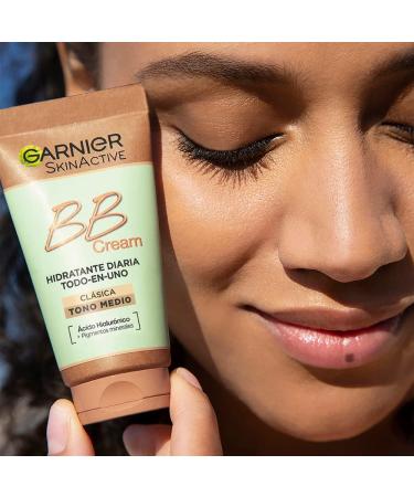 Make-up Effect Hydrating Cream Skin Naturals Garnier Medium - Buy Online on GoSupps.com