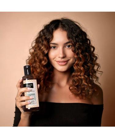 Nuggela & Sul UltraHydratating Shampoo for Drought or Very Drough Hair With Botanical Olie Very Fooding Creme formula 1 x 250 ml - Buy Online on GoSupps.com