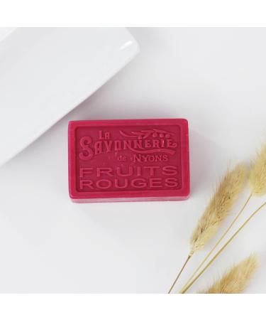  La Savonnerie de Nyons Rectangular soap with red berries multicoloured 100 g - Buy Online on GoSupps.com