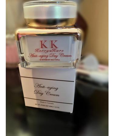 Shop Premium Anti-Aging Day Cream | Rejuvenate & Protect Skin - Worldwide Shipping - Buy Online on GoSupps.com
