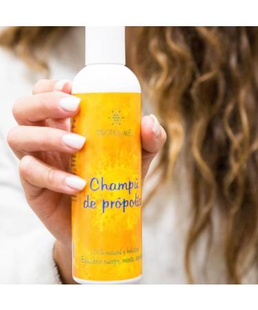 Propol-Mel - Natural Propolis Shampoo 250 ml | Neutral pH | Regenerative and Moisturizing Care | Certified Organic | Made in Spain | Softens Gives Shine and Volume | Protects the Scalp - Buy Online on GoSupps.com