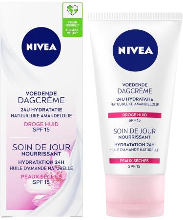 Beiersdorf NIVEA Essentials Nourishing Day Cream Face Cream Dry skin SPF 15 Face care with Natural Almond Oil 50 ml