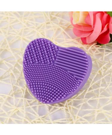 Heart-Shaped Makeup Brush Cleaner - Soft Silicone Scrubber for Effective Brush Washing | International Shipping Available - Buy Online on GoSupps.com
