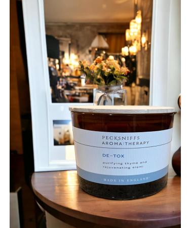 Pecksniff's Aromatherapy De-Tox 3-Wick Candle | Elemi & Thyme Spicy Pine Scent | 285g for Long-Lasting Relaxation | International Shipping Available - Buy Online on GoSupps.com