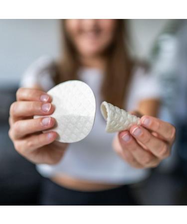 Chinchilla Reusable Slowdown Pads - 10 Pack with Storage Can & Laundry Net | Washable up to 90 C | Compostable & Vegan | Made in Germany | Suitable for All Skin Types - Buy Online on GoSupps.com