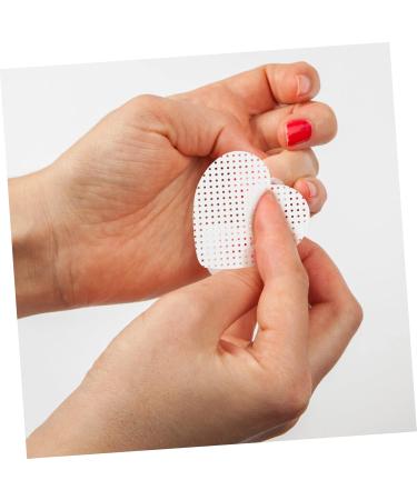 POPETPOP 800 Sheets Eyelash Cleaning Pads Nail Gel Polish Fingernail Polish Remover Lashes Glue Travel Stuff Snail Polish Removers Finger Nail Polish Remover Nail Wipes - Buy Online on GoSupps.com