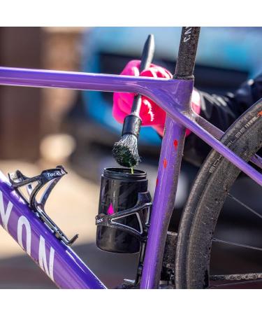 Muc Off Drivetrain Detailing Brush - Easy Grip Handle, Durable Nylon Bristles| Shop Now - Buy Online on GoSupps.com