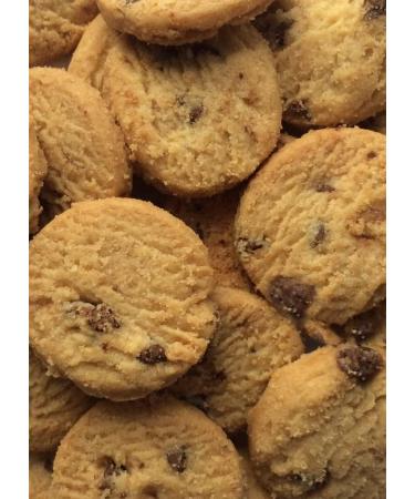 Churchill's Confectionery - Little Princess Tin 75g Mini Chocolate Chip Shortbread Pink - Buy Online on GoSupps.com