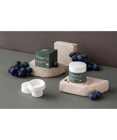  Grapey Grapey Man Revitalizer Men's Face Cream 50 ml | Moisturizing Anti-Fatic and Anti-Aging with Grape Vinaces and Grapes | Opaciating Fast Absorption Natural Formula - Buy Online on GoSupps.com
