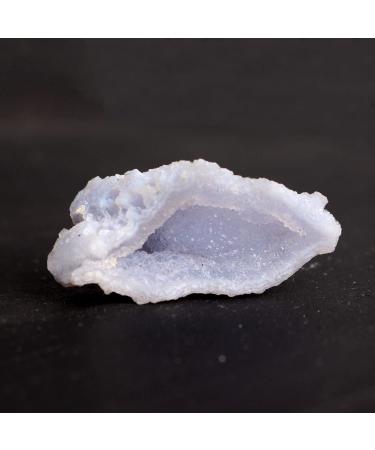 Double happy healing crystal 1 pack natural raw blue chalcedon irregular rough crystal gemstones DIY.Quartz sample minerals.Decoration gifts (size: 15-30g)