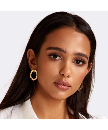 Buy LA Girl HD Pro Conceal Corrector - Warm Honey | International Shipping Available - Buy Online on GoSupps.com