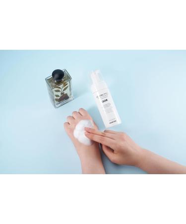 CICALINIC Facial Foam Cleanser for Sensitive Skin | Gentle Mildly Acidic Formula - Shop Internationally - Buy Online on GoSupps.com