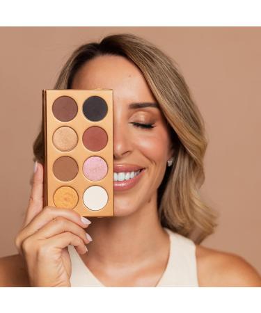  O BOTICARIO Aura by Helena Coelho Eyeshadow Palette for Women - Highly pigmented long-lasting high-coverage 8 colors 3 textures: matte shimmer and super shimmer 4g - Buy Online on GoSupps.com