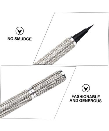Eyeliner Liquide et Transpiration Stylo Simple et pour Maquillage des Yeux - Buy Online on GoSupps.com