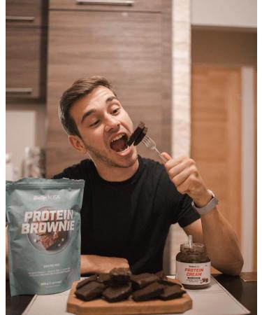 BioTechUSA Protein Brownie Protein Brownie Base Powder with Collagen and Whey Protein with Sweetener 600 g Chocolate - Buy Online on GoSupps.com