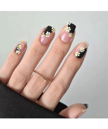 JUSTOTRY 24 Pcs Floral Short False Nails Square Black French Press on Nails Pattern Pretty Daisy Fake Nails Short with Nail Glue Stick on Nails for Women Squoval Nails Fake Nail for Nails Art flower&Black1