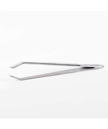 Sterling Professional eyebrows stainless steel tweezers |Precision and comfort when regulating eyebrows |Weird silver and shiny |Blade length 4 mm |ST-12138-CVD