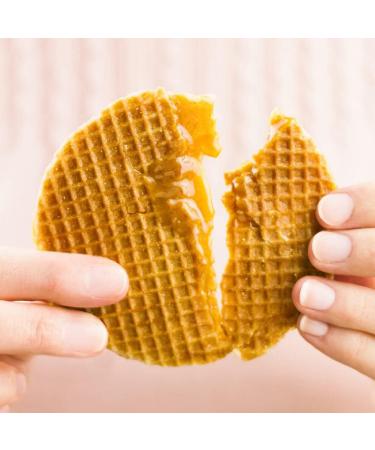 Le Chic Patissier Original Stroopwafels Toasted Waffles Filled with Caramel 2.78 lb Each Box 40 Waffels ( 10 Packed ) - Buy Online on GoSupps.com