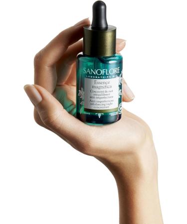 Sanoflore Essence Magnifica Organic Rebalancing Botanical Night Concentrate 30ml - Buy Online on GoSupps.com