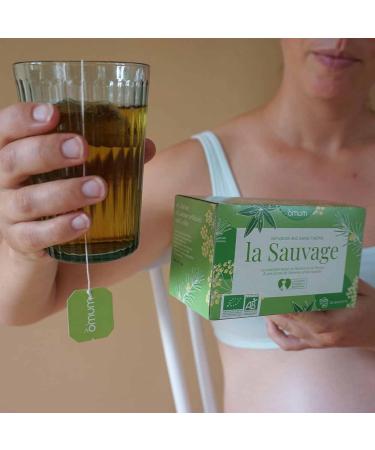 OMUM - Energizing Morning Routine Gift Box 4 treatments: 1 Anti-fatigue supplement + 1 Cajoleur soap + 1 Konjac Face sponge + 1 Infusion - Natural France Vegan Compatible with pregnancy and breastfeeding - Buy Online on GoSupps.com