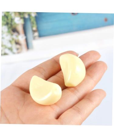 Ciieeo 10pcs Garlic Clove Keychain Fake Vegetable Model Realistic Vegetable Props Food Fridge Magnet - Buy Online on GoSupps.com