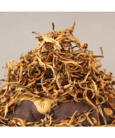 HELLOYOUNG Th Pu'er de printemps Dianhong bourgeon unique biologique du Yunnan chinois Fabriqu traditionnellement la main aliment vert avec une saveur intense Th pu-erh Pu'er Tea (100g) - Buy Online on GoSupps.com