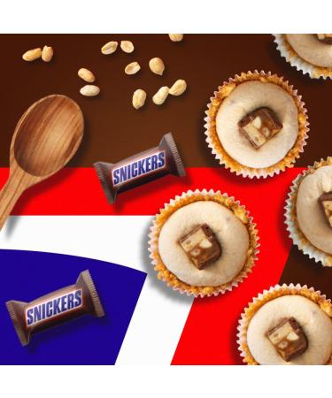 SNICKERS Barres de bonbons au chocolat d'Halloween de taille amusante sac de bonbons Jumbo en vrac de 530 4 g - Buy Online on GoSupps.com