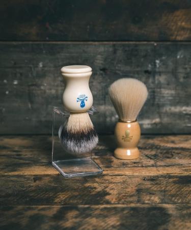 The Bluebeards Revenge Transparent Shaving Brush Drip Stand for Traditional Shaving Brushes Single - Buy Online on GoSupps.com