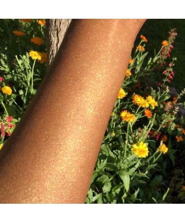 Buy Mumbai Gold Setting Spray | Body Glitter Makeup for Women - 100g | International Shipping Available - Buy Online on GoSupps.com