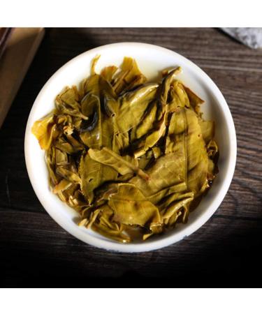 Buy Helloyoung 500g Yunnan Highland Raw Pu'er Tea | Premium Sheng Green Tea in Bamboo Tube - Get Healthy with Authentic Pu-erh Tea - Buy Online on GoSupps.com