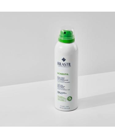 Rilastil Acnestil Anti-Blemish Cleansing Spray Sebonormalalising Soothing with Niacinamide Glycolic Acid and Mandelic Acid 150 ml - Buy Online on GoSupps.com