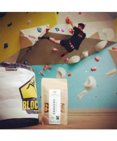 Organic Fairtrade Cashews Chili & Paprika (500g) | Roasted in Freiburg | Buy Fair Trade Cashews from Burkina Faso - Buy Online on GoSupps.com