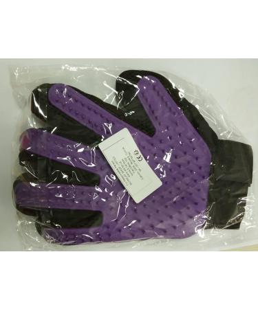 Cat Gloves & Brushes for Feline Care | Silicone Washing Glove for Cats & Dogs - Purple & Violet - Buy Online on GoSupps.com