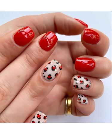 Lola Lee Gel Polish | Christmas In July | GP156 | 15ml |Long-Lasting | Chip Proof | Soak-Off | Nail Art | Manicure & Pedicure | Easy to Apply |Salon and Home Use | LED UV Lamp - Buy Online on GoSupps.com