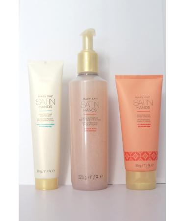 Mary Kay Satin Hands Set Citrus Rose contains a hand softener a hand scrub a citrus rose a hand cream and a citrus rose. 365g MHD 2023 - 2024