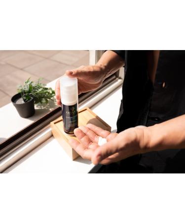 GIANSER just for men: Body and Hand Cream for Men - It does not stick after passing it natural smell and sublimated skin. - Buy Online on GoSupps.com