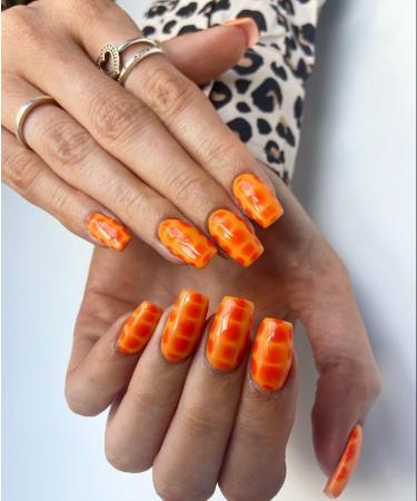 Lola Lee Gel Polish | Part In A Bottle | GP125 | 15ml |Long-Lasting | Chip Proof | Soak-Off | Nail Art | Manicure & Pedicure | Easy to Apply |Salon and Home Use | LED UV Lamp - Buy Online on GoSupps.com