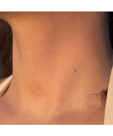 AOKlabs- MAISHA Glitter Oil Illuminating body oil moisturising body oil for face body and hair multifunctional dry touch oil 50ml. - Buy Online on GoSupps.com