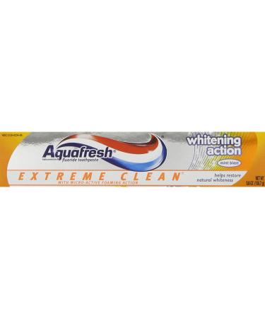 Aquafresh Extreme Clean Whitening Action Fluoride Toothpaste for Cavity Protection 5.6 ounce Pack of 6