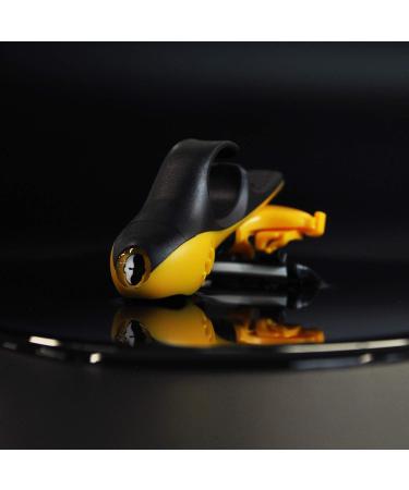 HeadBlade Moto Men's Shaving Razor - Dual Active Suspension for Head & Skull Shaving - Buy Online on GoSupps.com